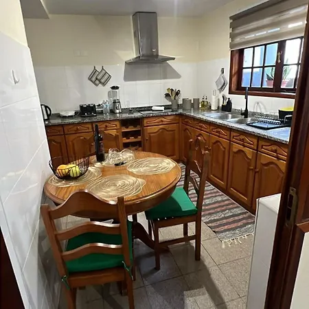 Charming Retreat - 5 Min & Centro B *