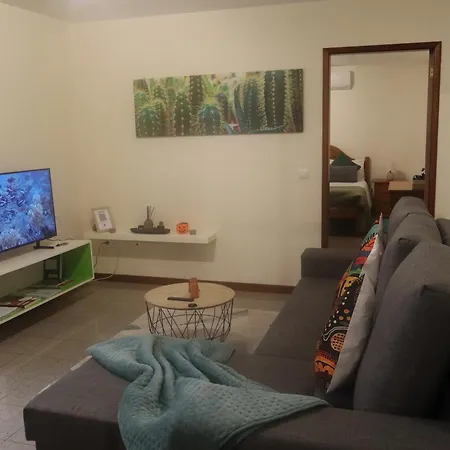 Charming Retreat - 5 Min & Centro B Feriehus *