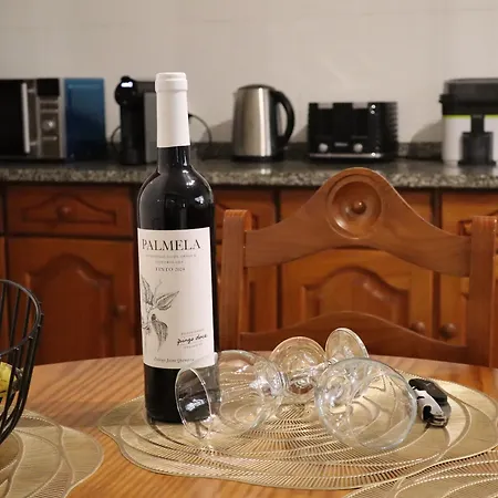 Charming Retreat - 5 Min & Centro B Machico (Madeira)