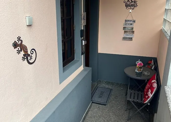 度假居 Charming Retreat - 5 Min & Centro B