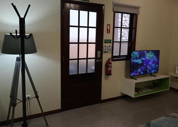 Charming Retreat - 5 Min & Centro B 马希库