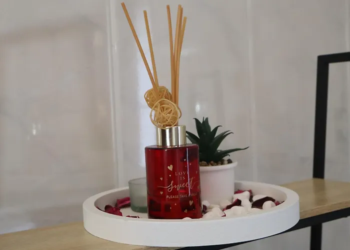 Charming Retreat - 5 Min & Centro B 马希库