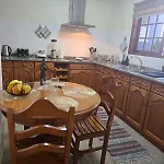 Charming Retreat - 5 Min & Centro B *