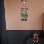 Charming Retreat - 5 Min & Centro B *