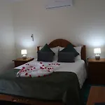 Σπίτι διακοπών Charming Retreat - 5 Min & Centro B