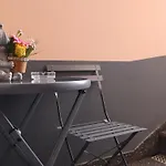 Charming Retreat - 5 Min & Centro B * マシコ