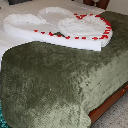 Charming Retreat - 5 Min & Centro B 마치코