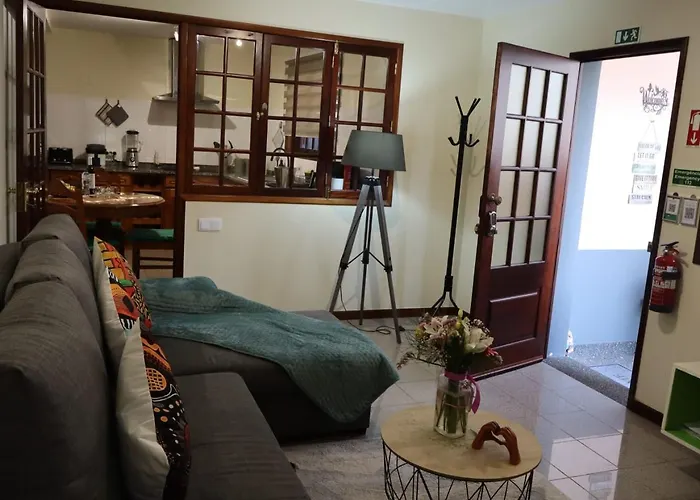 Charming Retreat - 5 Min & Centro B * Machico (Madeira)