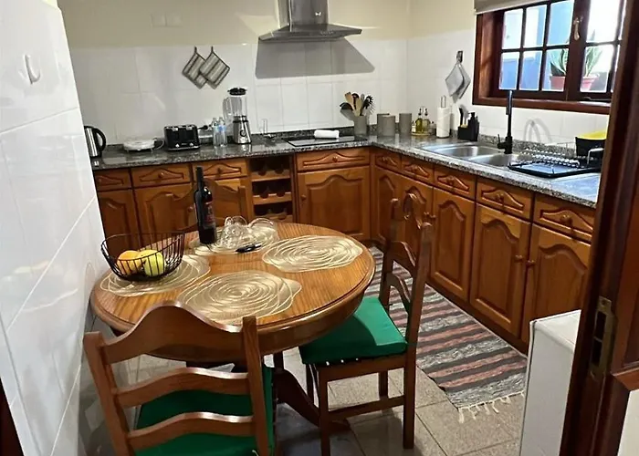 Charming Retreat - 5 Min Praia&centro B *