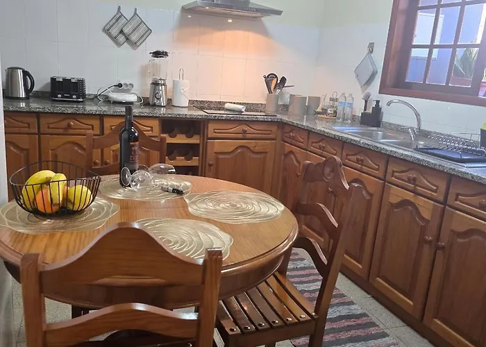 Charming Retreat - 5 Min Praia&centro B *